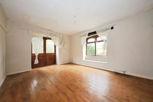 Photo 15- click for photo gallery